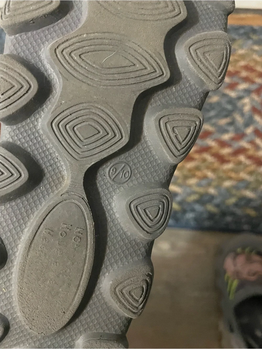 Rare Kids' Gray Dinosaur Clog Shoes size9/10